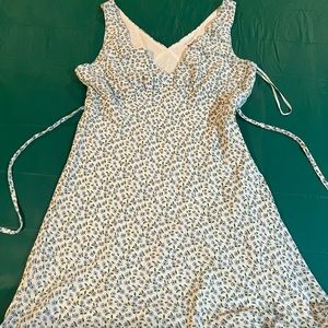 Princess Polly white floral sundress size 8